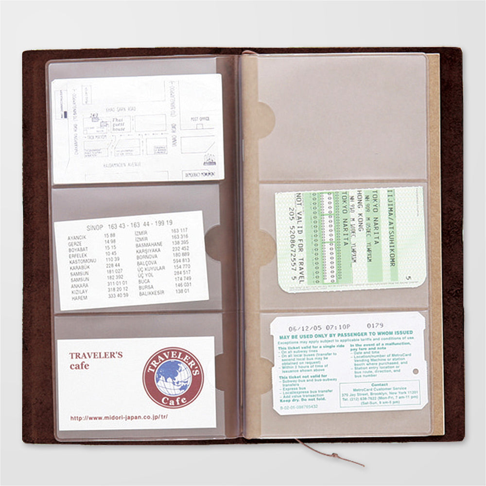 B-222 | TRAVELER'S COMPANY TRAVELER'S notebook [007] 名片收納用配件 (Regular Size)