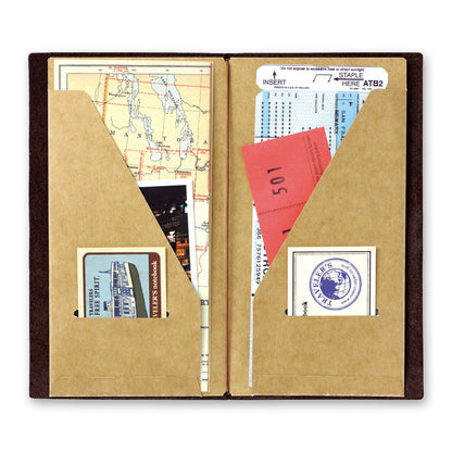 B-231 | TRAVELER'S COMPANY TRAVELER'S notebook [020] 牛皮紙文件夾 (Regular Size)