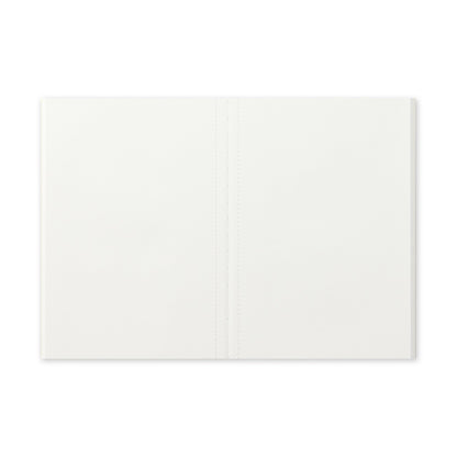 B-243 | TRAVELER'S COMPANY TRAVELER'S notebook [005] 輕量紙無地筆記本 (Passport Size)