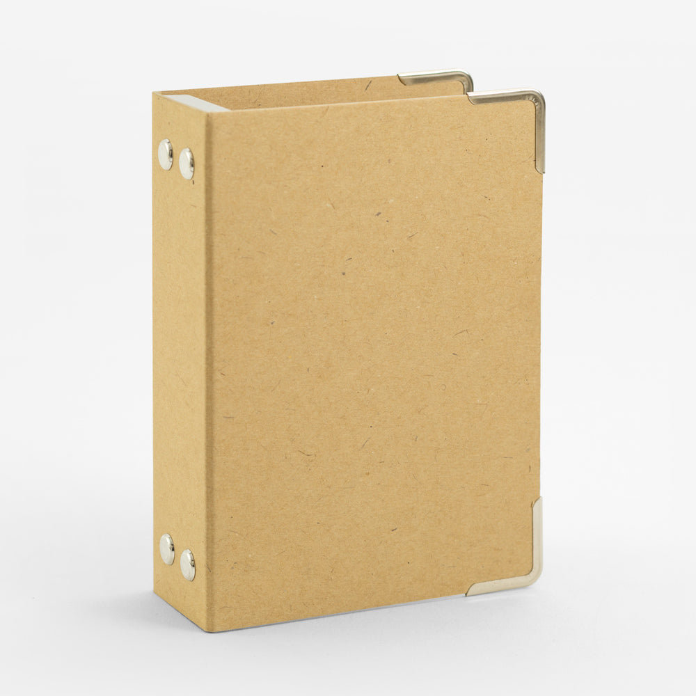 B-252 | TRAVELER'S COMPANY TRAVELER'S notebook [016] 筆記本收納夾 (Passport Size)