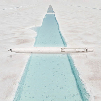 P-269 | UNI uni-ball one F 中性筆 地球紋理系列 0.38mm / 0.5mm