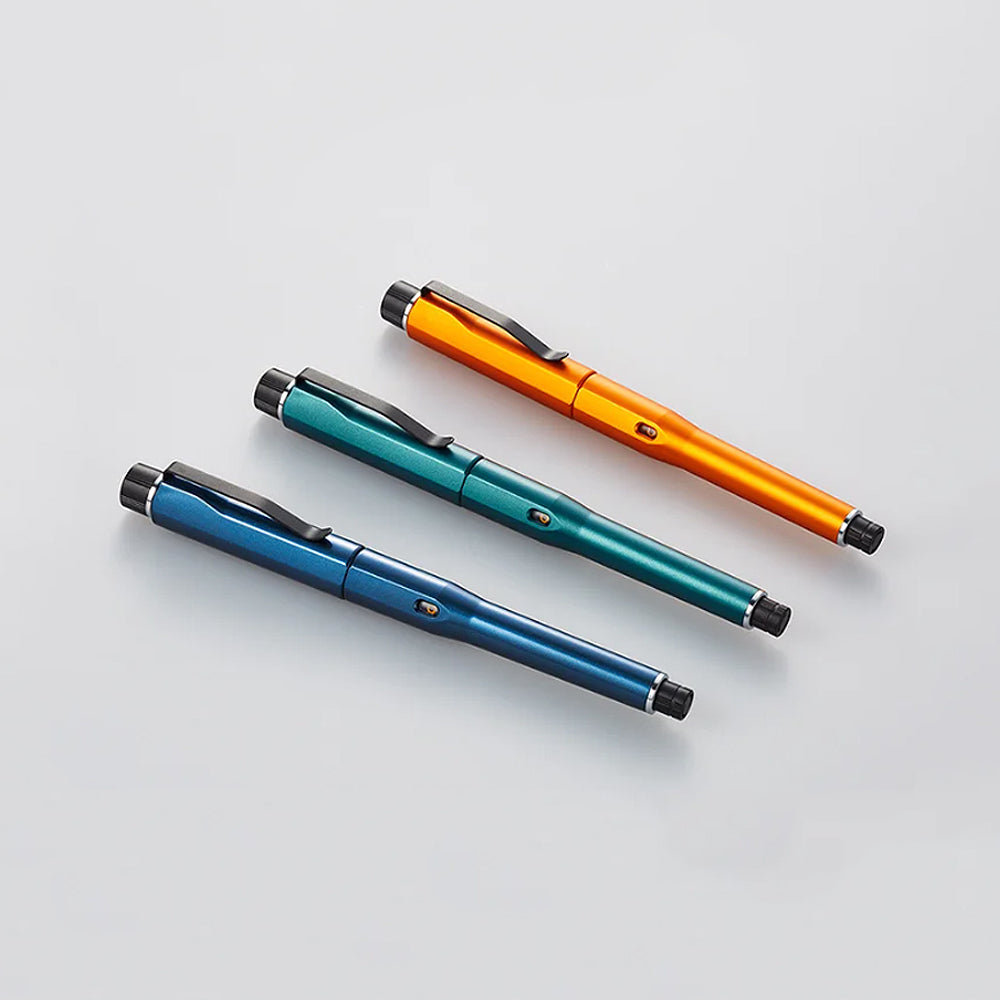 P-271 | UNI KURU TOGA DIVE 旋轉鉛芯筆 0.5mm (深海藍)