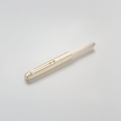 P-395 | UNI uniball ZENTO Signature Model 水性原子筆 0.7mm