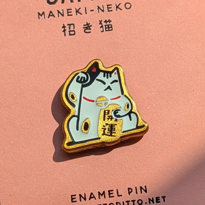 S-300 | ditto ditto japan themed 襟章 (招財猫)