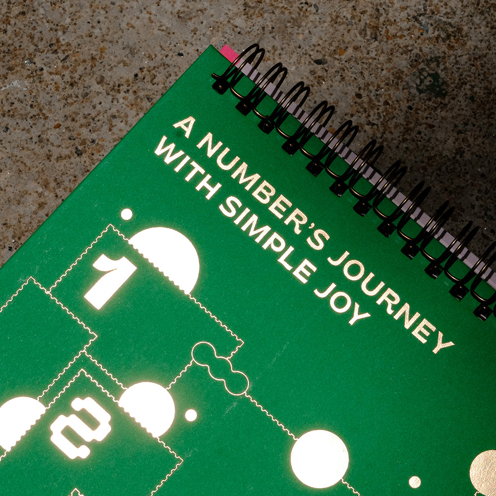 S-605 | PAPERMOMENTS 2027 Calendar: Live with Numbers 月曆