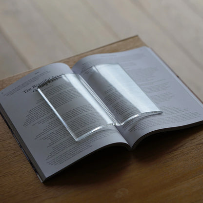 T-879 | TENT BOOK on BOOK 書鎮