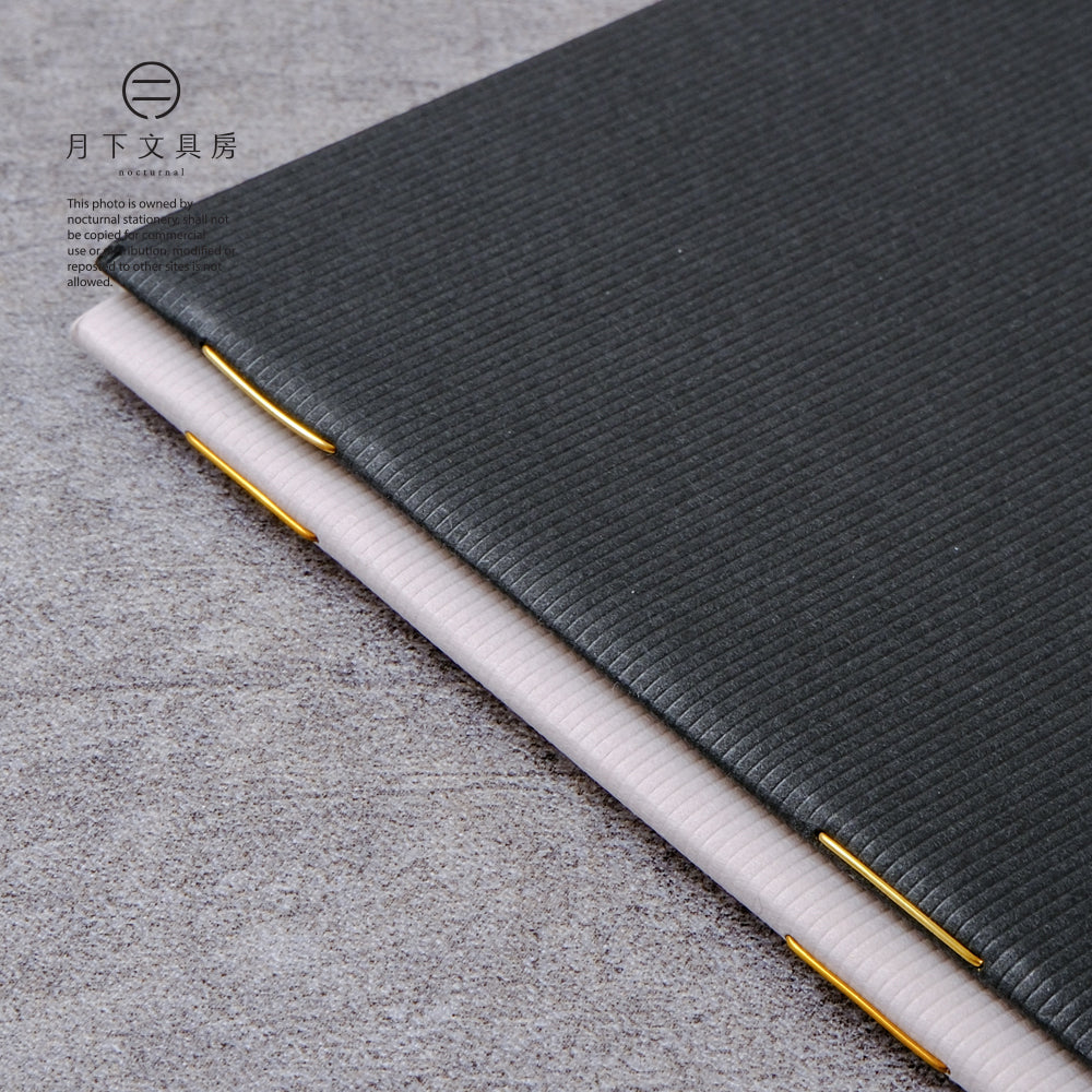 B-18 | DAIGO isshoni notebook desk 筆記簿 (grid)