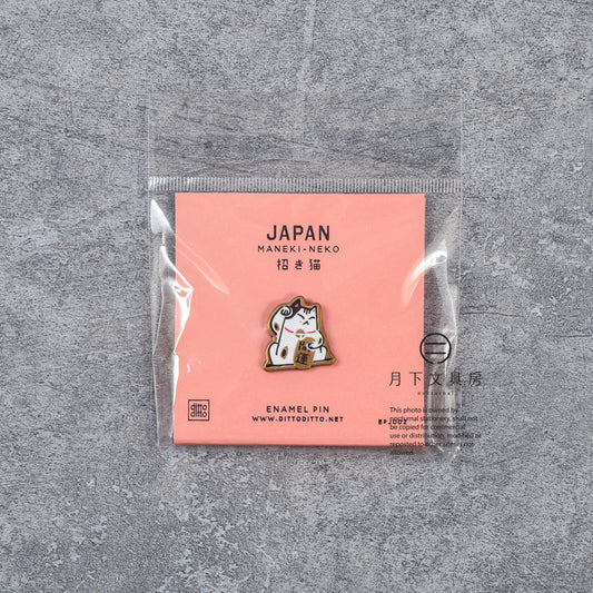 S-300 | ditto ditto japan themed 襟章 (招財猫)