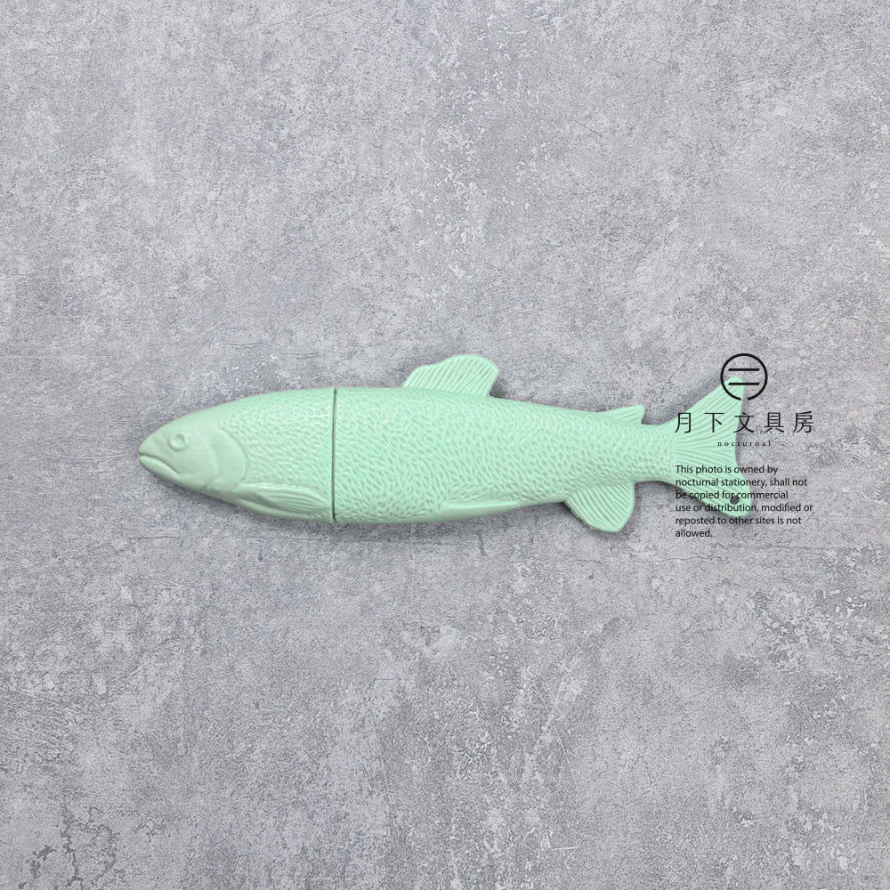 T-883 | 8000000works Fish Case 魚形收納盒