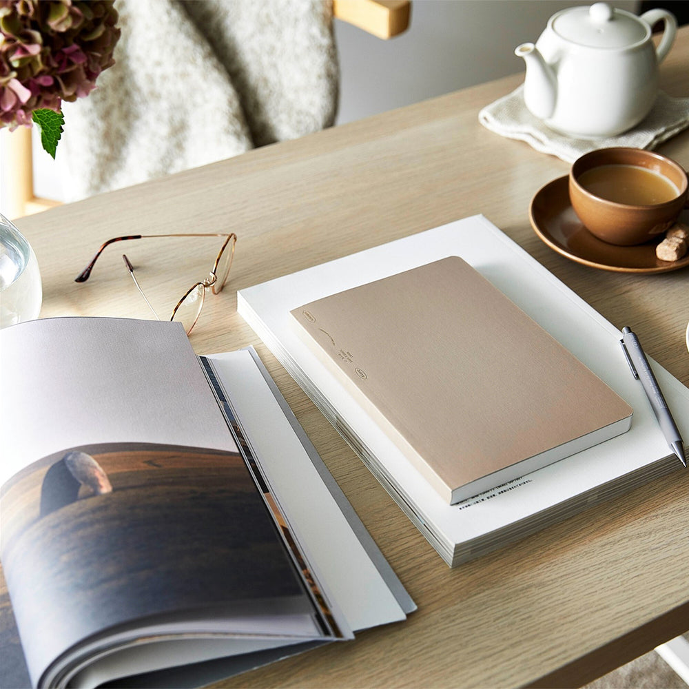 B-44 | STALOGY 365DAYS A5 NOTEBOOK (2022年度限定版)