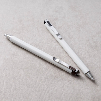 P-203 | SAKURA Ballsign iD plus 低重心中性筆 限定白桿版 0.5mm